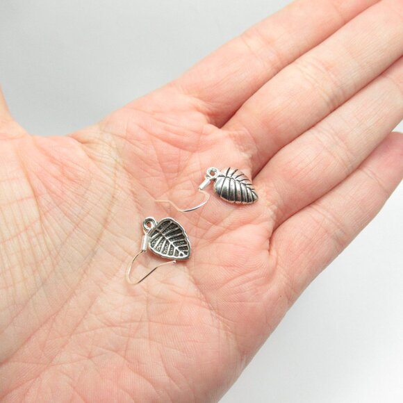 Leaf earrings - Picture 2 of 6
